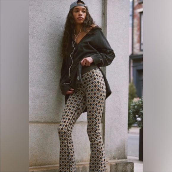 Free People Set - Picture 2 of 3